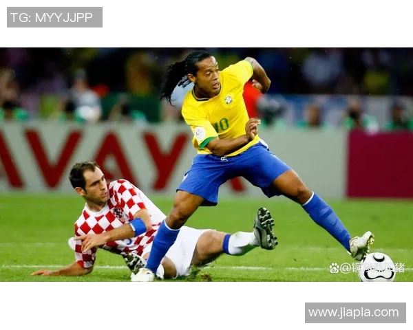 全球知名踢足球的足球明星盘点与他们的辉煌成就分析 全球知名踢足球的足球明星盘点与他们的辉煌成就分析