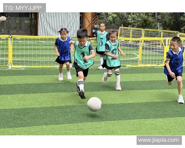 少儿足球大赛精彩纷呈小小球员展现梦想与激情的舞台 少儿足球大赛精彩纷呈小小球员展现梦想与激情的舞台